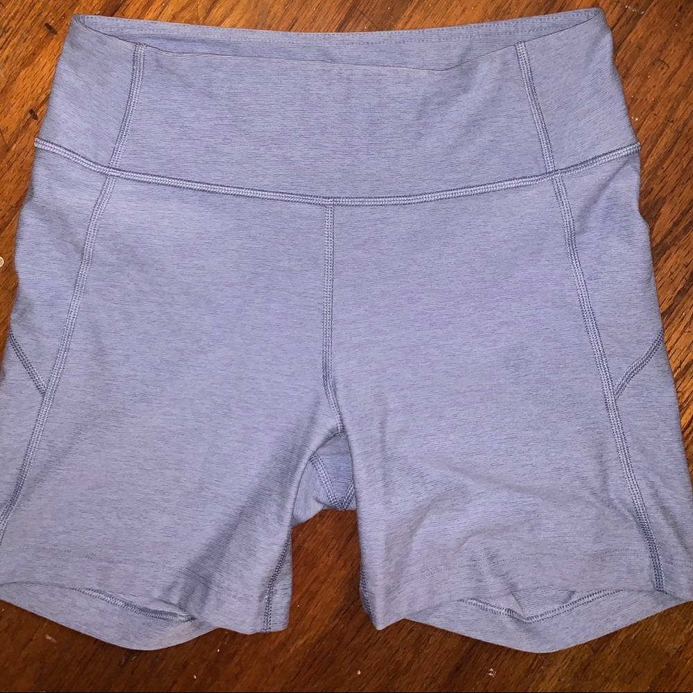 Outdoor Voices Warmup Biker Shorts Size Small!